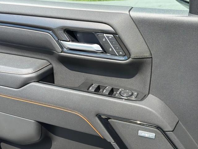 2026 GMC Sierra 2500HD Crew Cab, Standard Bed, AT4, 4WD