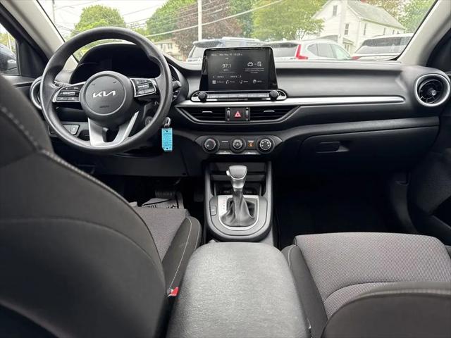 2023 Kia Forte LXS