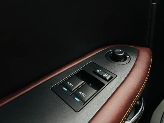 2014 Dodge Challenger R/T 100th Anniversary Appearance Group