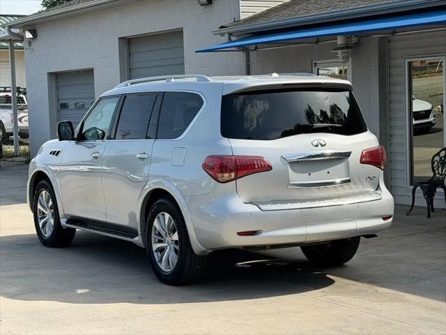 2015 INFINITI QX80 Standard