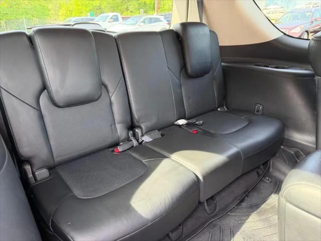 2015 INFINITI QX80 Standard