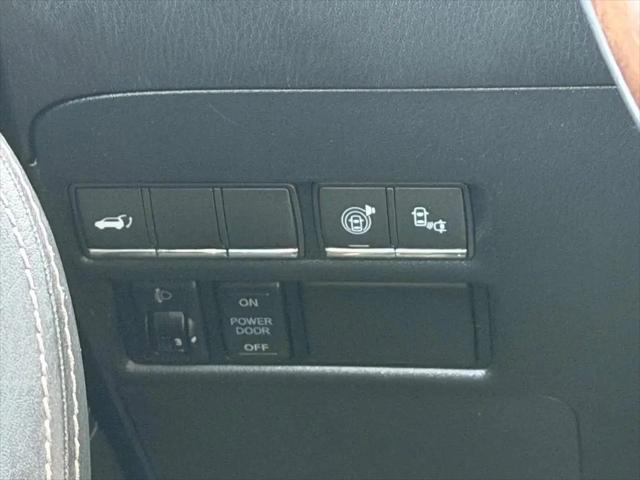 2015 INFINITI QX80 Standard