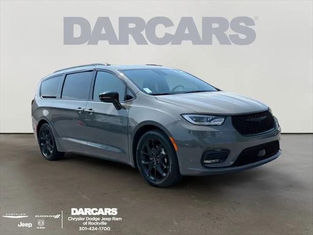 2025 Chrysler Pacifica Limited for sale in Rockville, MD