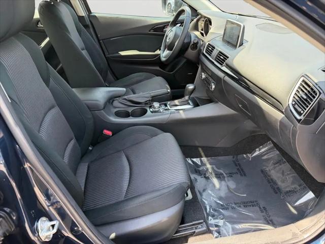 2015 Mazda Mazda3 i Touring