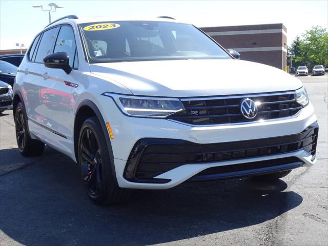 2023 Volkswagen Tiguan 2.0T SE R-Line Black