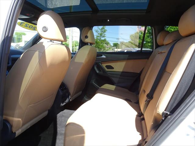 2023 Volkswagen Tiguan 2.0T SE R-Line Black