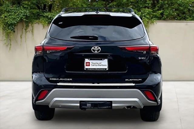 2026 Toyota Highlander Hybrid Platinum
