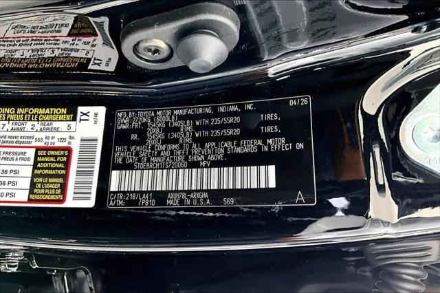 2026 Toyota Highlander Hybrid Platinum