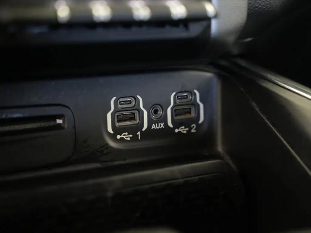 2019 Ram 1500 Big Horn/Lone Star Crew Cab 4x4 5'7" Box