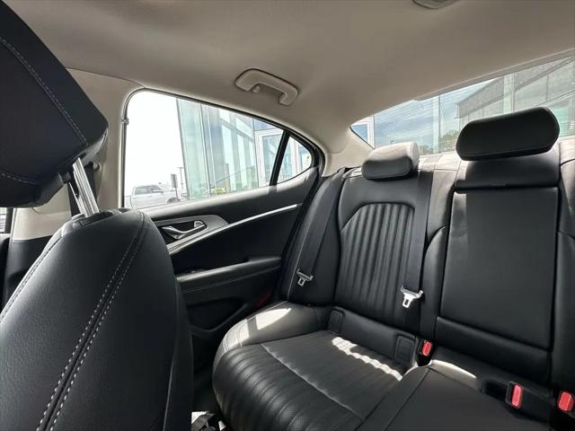 2026 Genesis G70 2.5T RWD Prestige