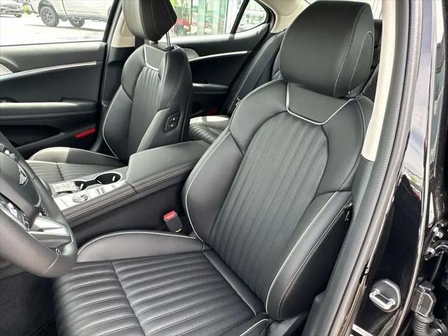 2026 Genesis G70 2.5T RWD Prestige