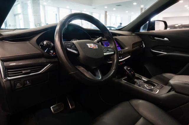 2023 Cadillac XT4 Sport