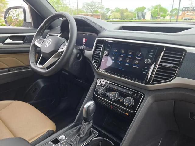 2023 Volkswagen Atlas Cross Sport 2.0T SE w/Technology