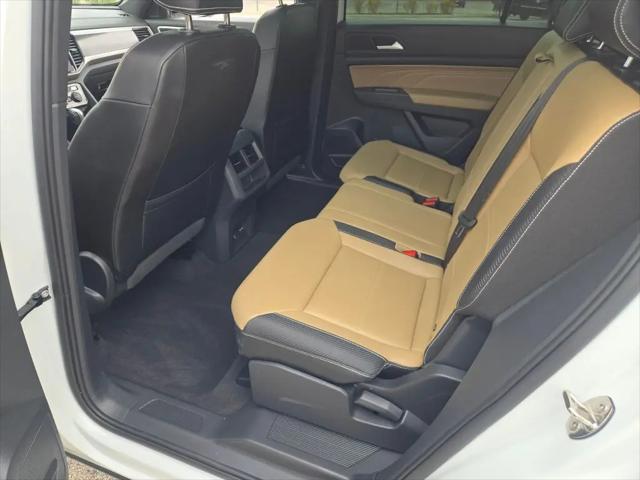 2023 Volkswagen Atlas Cross Sport 2.0T SE w/Technology