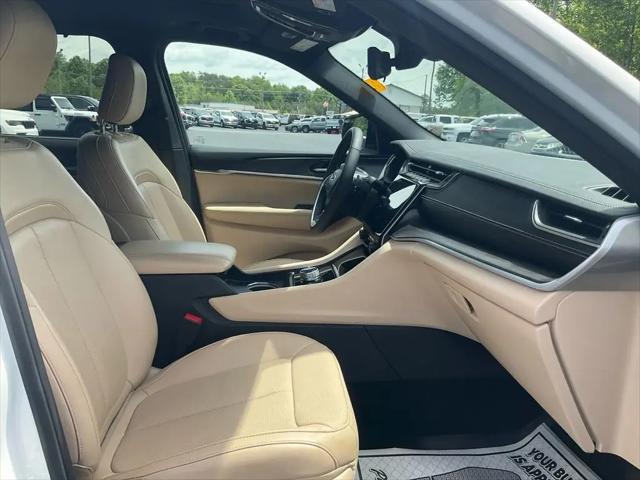 2025 Jeep Grand Cherokee L Limited 4x4