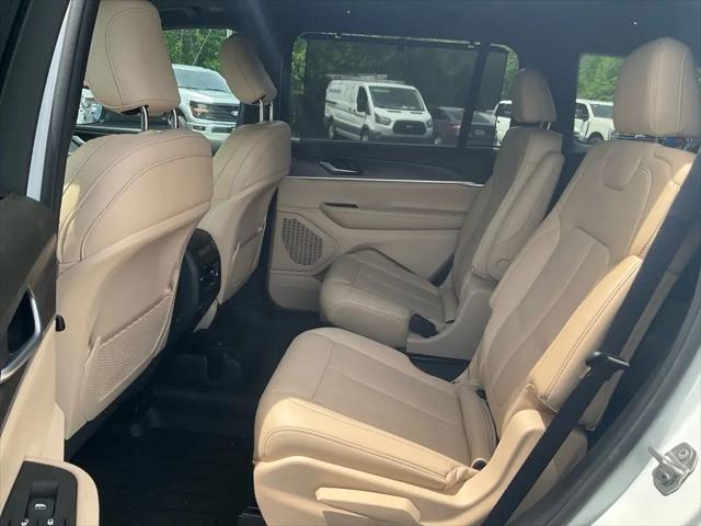 2025 Jeep Grand Cherokee L Limited 4x4