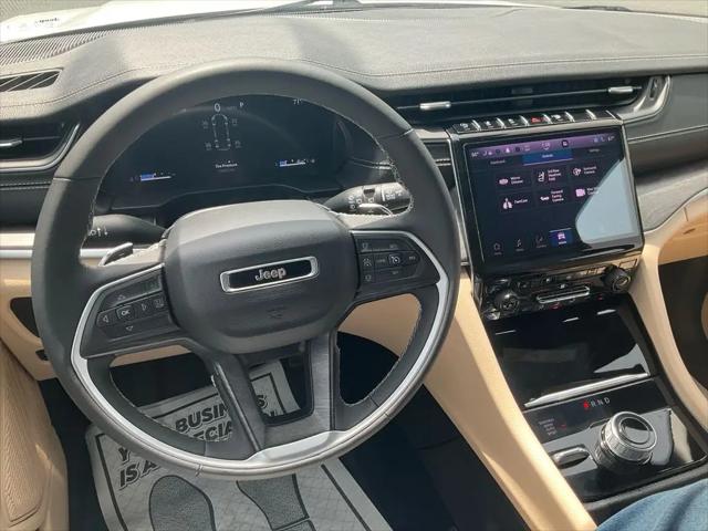 2025 Jeep Grand Cherokee L Limited 4x4