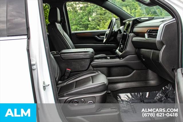 2025 GMC Yukon XL 4WD Denali