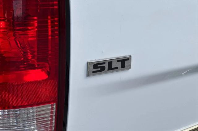 2017 Ram 3500 SLT Crew Cab 4x4 6'4" Box