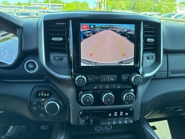 2026 Ram 1500 Big Horn Crew Cab 4x4 5'7" Box