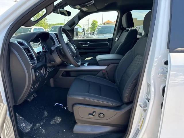 2026 Ram 1500 Big Horn Crew Cab 4x4 5'7" Box