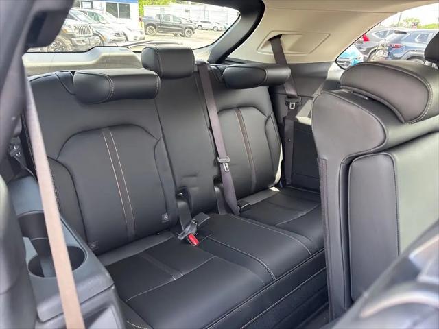 2024 Mazda X-90 3.3 Turbo Select