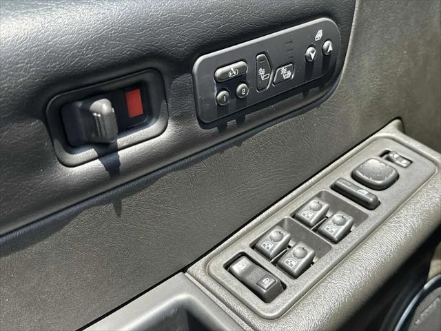 2006 HUMMER H2 Base