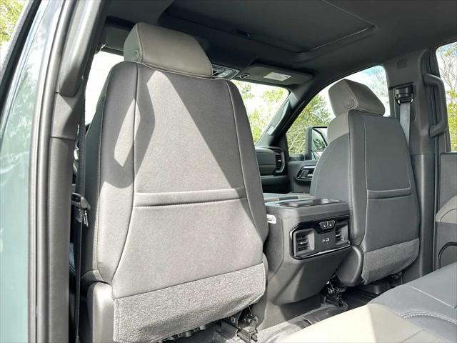 2025 Chevrolet Silverado 2500HD 4WD Crew Cab Standard Bed ZR2