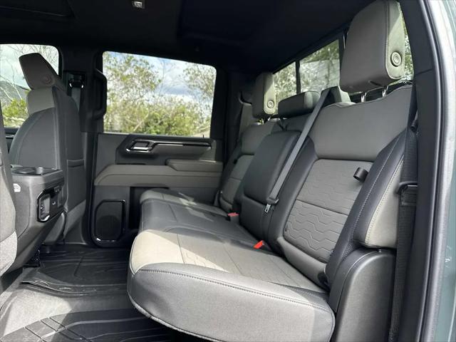 2025 Chevrolet Silverado 2500HD 4WD Crew Cab Standard Bed ZR2