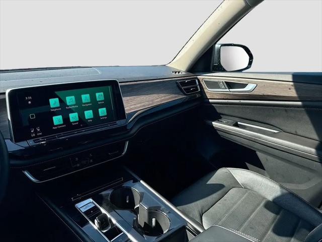 2024 Volkswagen Atlas 2.0T SEL