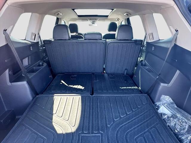 2024 Volkswagen Atlas 2.0T SEL