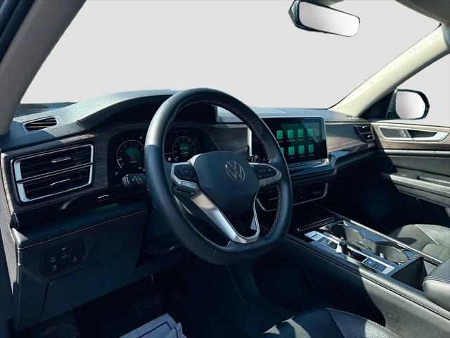 2024 Volkswagen Atlas 2.0T SEL