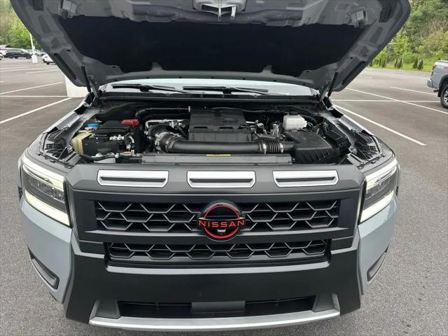 2025 Nissan Frontier Crew Cab PRO-4X 4x4
