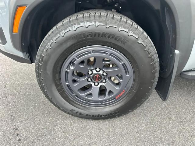 2025 Nissan Frontier Crew Cab PRO-4X 4x4