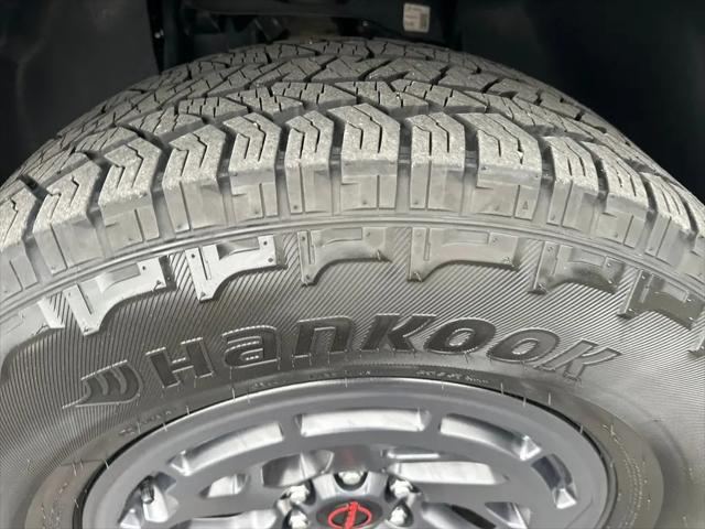 2025 Nissan Frontier Crew Cab PRO-4X 4x4
