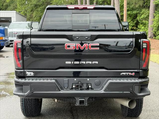 2024 GMC Sierra 2500HD 4WD Crew Cab Standard Bed AT4