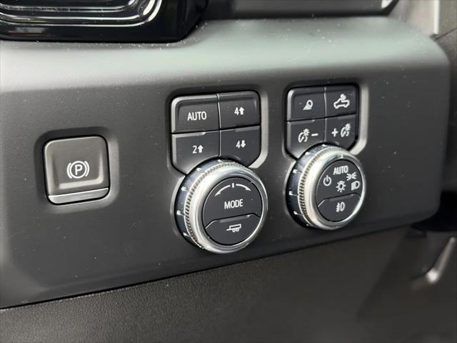 2024 GMC Sierra 2500HD 4WD Crew Cab Standard Bed AT4
