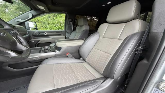 2024 Chevrolet Silverado 2500HD 4WD Crew Cab Standard Bed ZR2