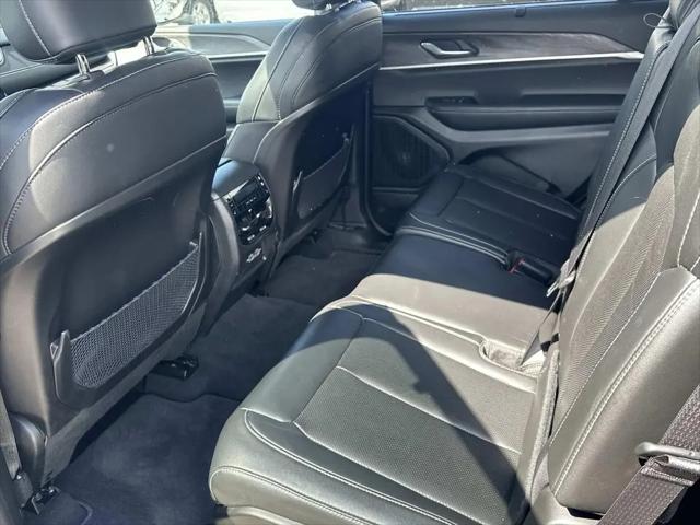 2025 Jeep Grand Cherokee L Limited 4x4