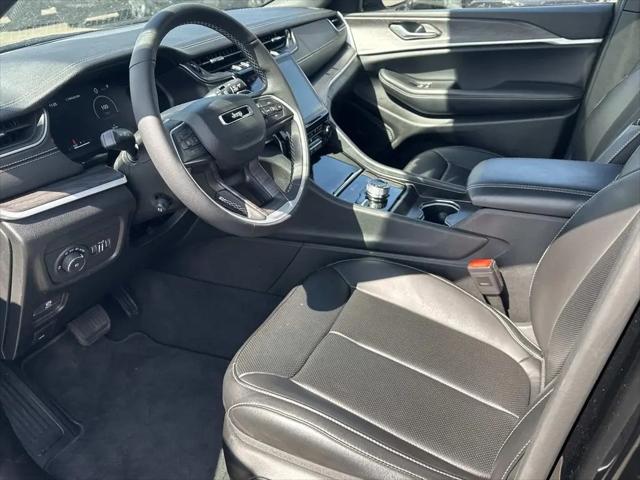 2025 Jeep Grand Cherokee L Limited 4x4