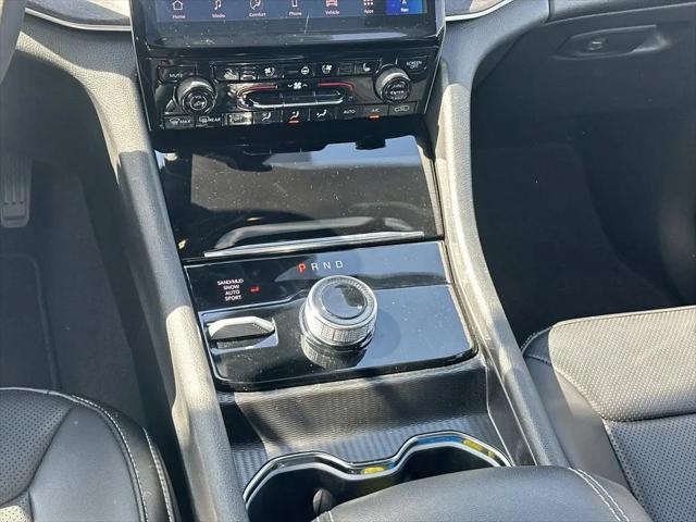 2025 Jeep Grand Cherokee L Limited 4x4