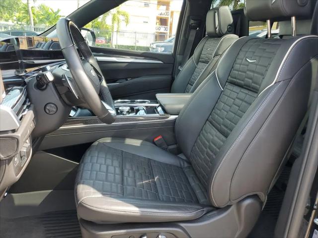 2025 Cadillac Escalade V-Series