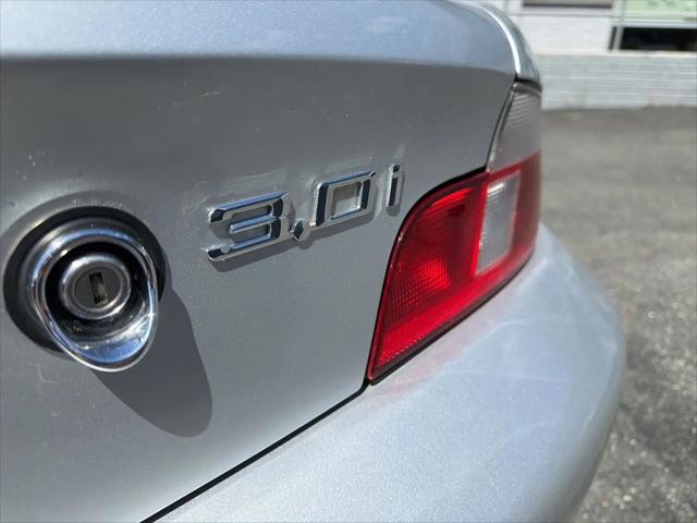 2001 BMW Z3 3.0i