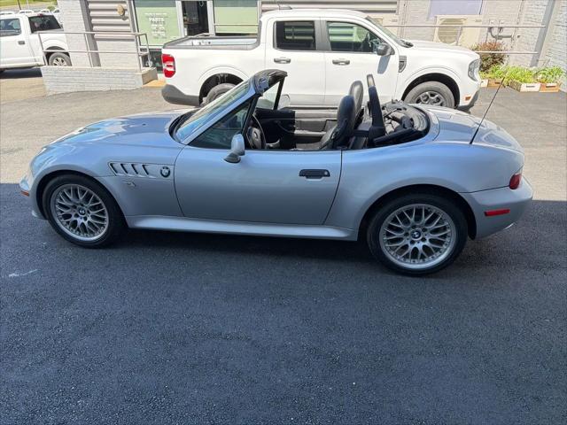 2001 BMW Z3 3.0i