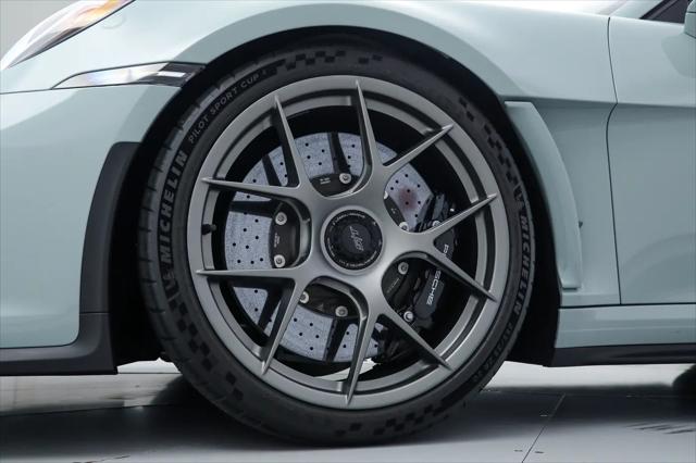 2024 Porsche 911 S/T