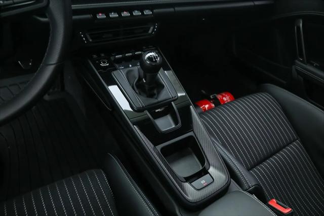 2024 Porsche 911 S/T