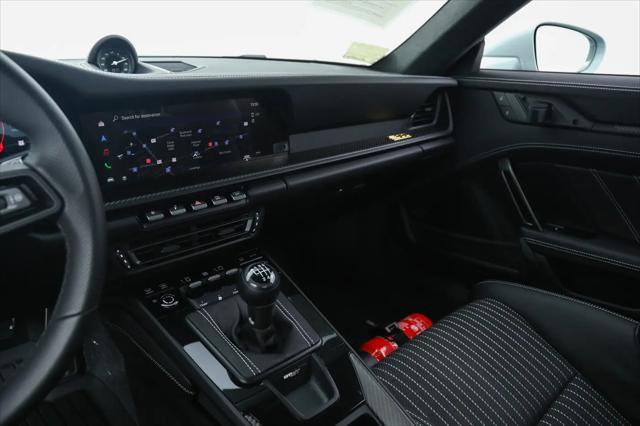 2024 Porsche 911 S/T
