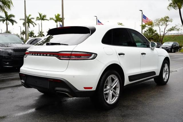 2022 Porsche Macan Macan
