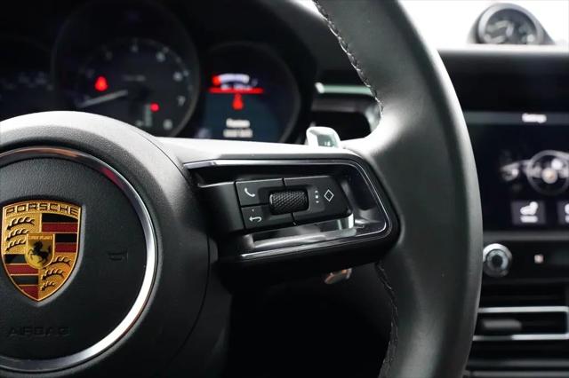 2022 Porsche Macan Macan