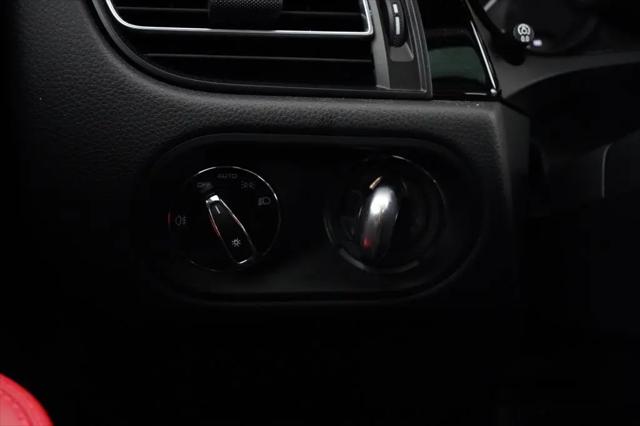 2022 Porsche Macan Macan